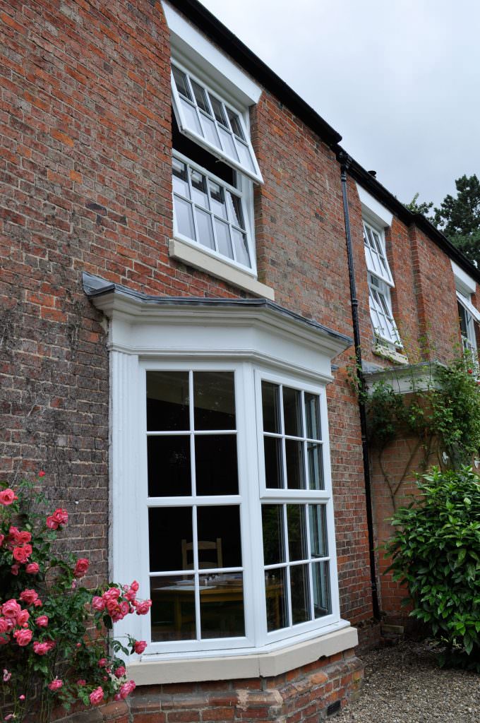 Deceuninck 2800 Casement Windows