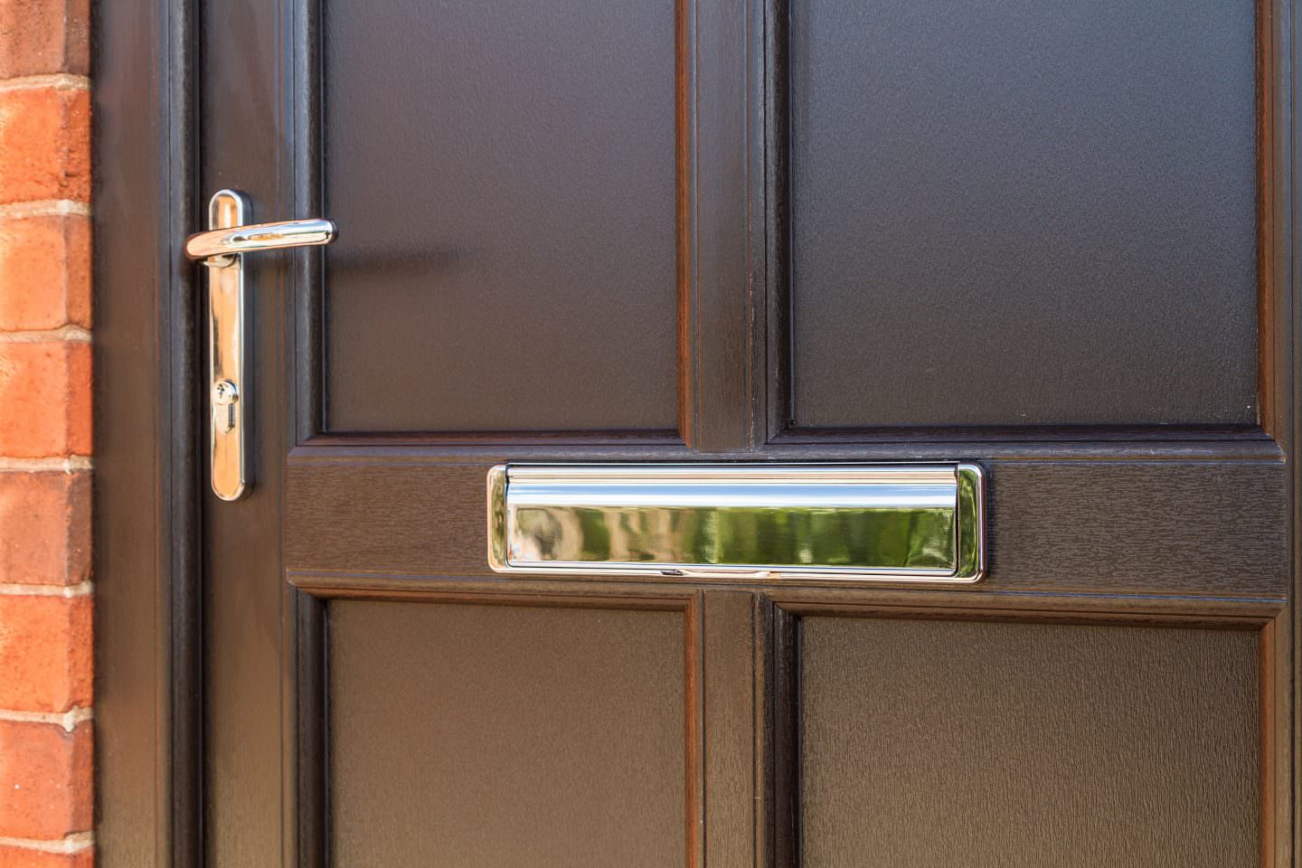 Black StyleLine Door handle and letterbox