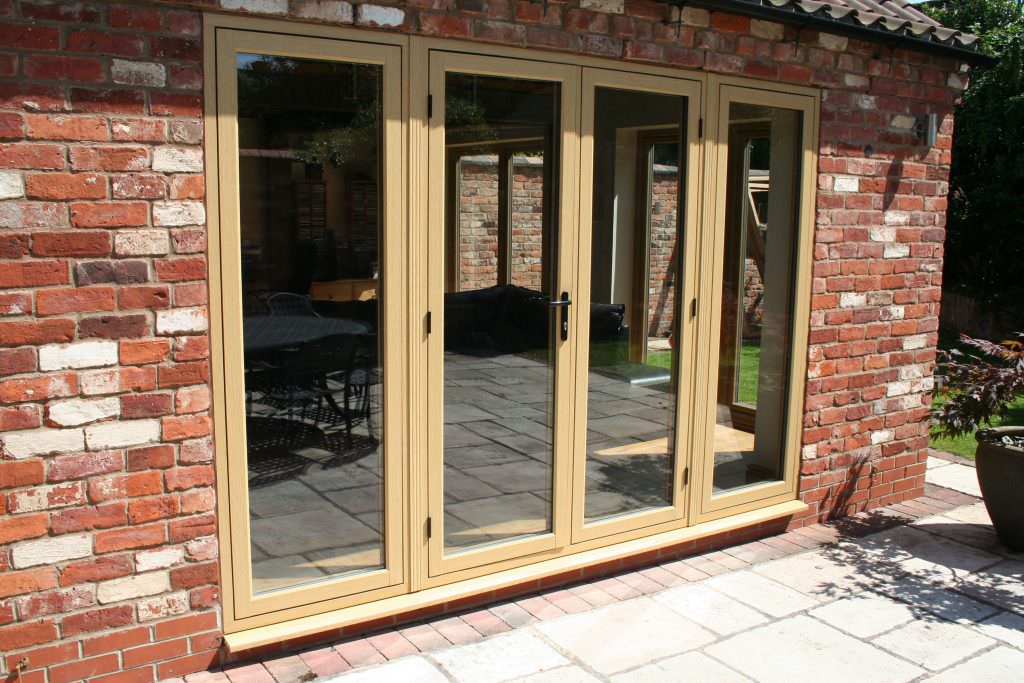 fully closed sliding door