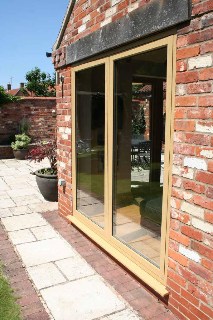 sliding doors closed