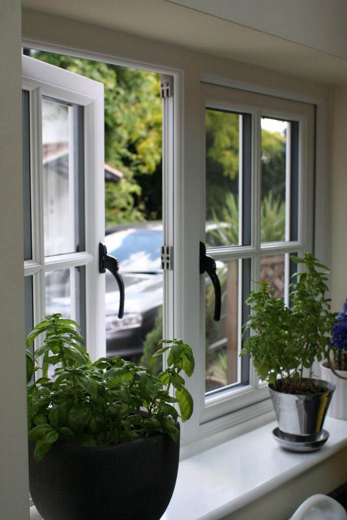 Deceuninck 2800 Casement Windows