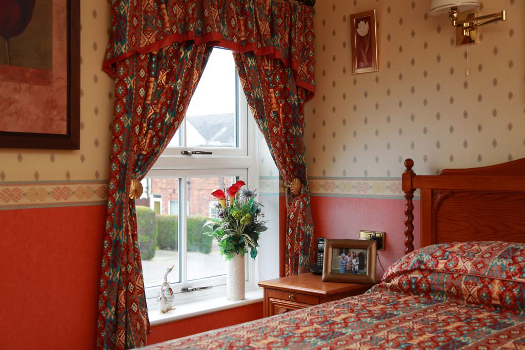 Deceuninck 2800 Casement Windows