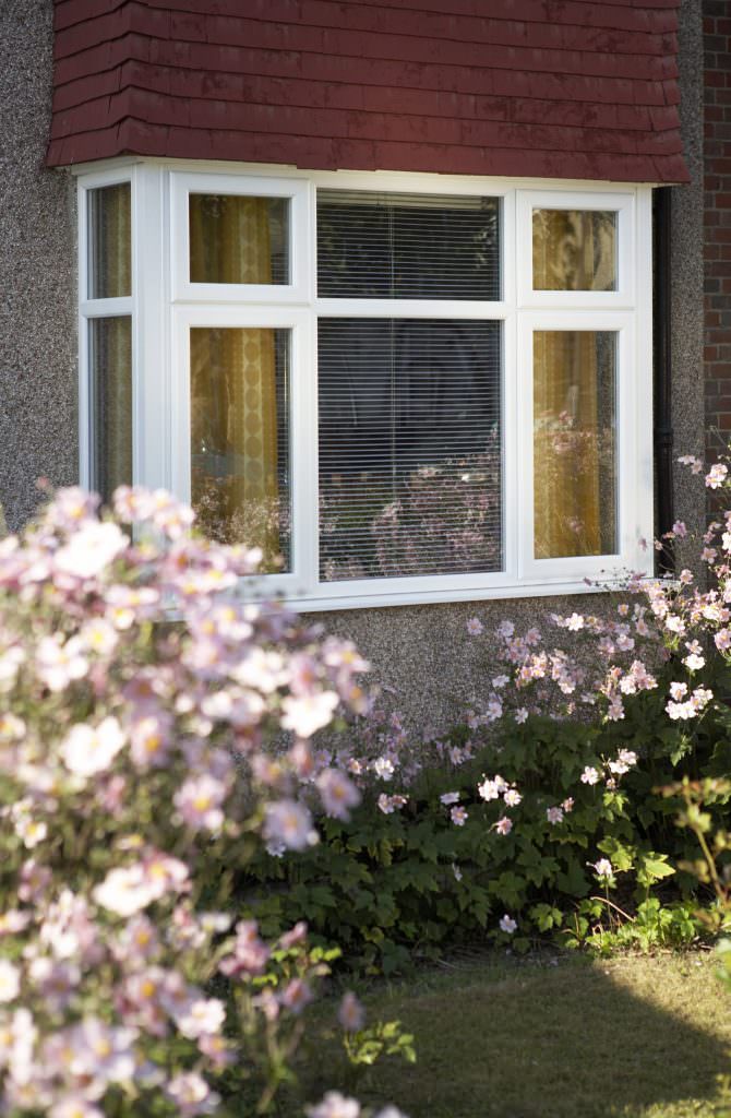 Deceuninck 2800 Casement Windows