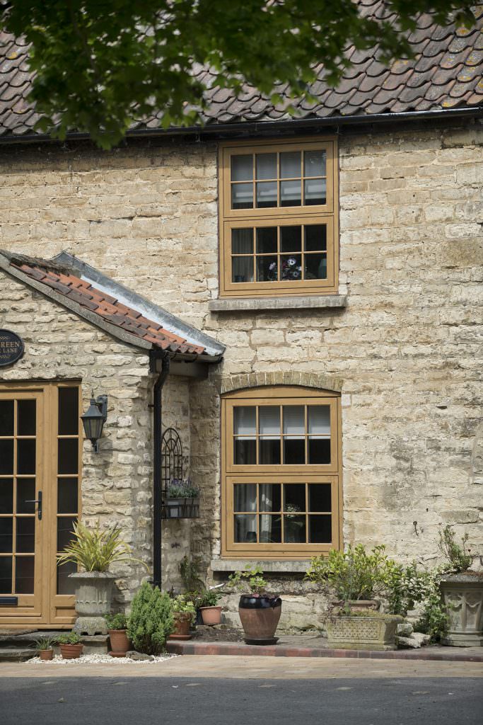 Residence Collection Windows