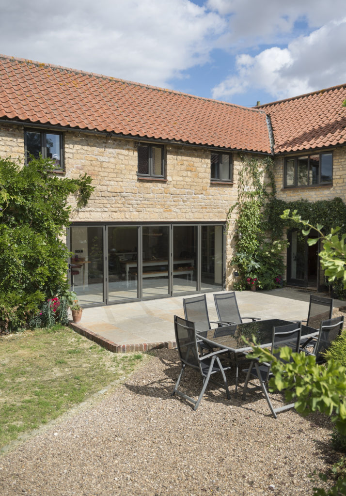 Alitherm Bifold - RAL7022 Umbra grey